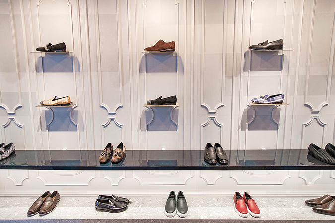 Louis Leeman wall display