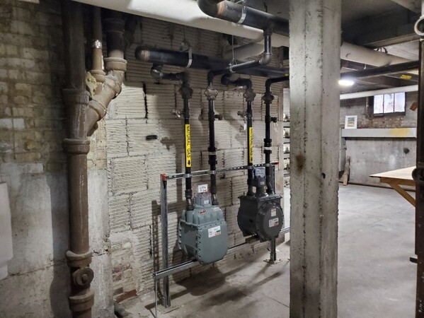 Twin-set master meter